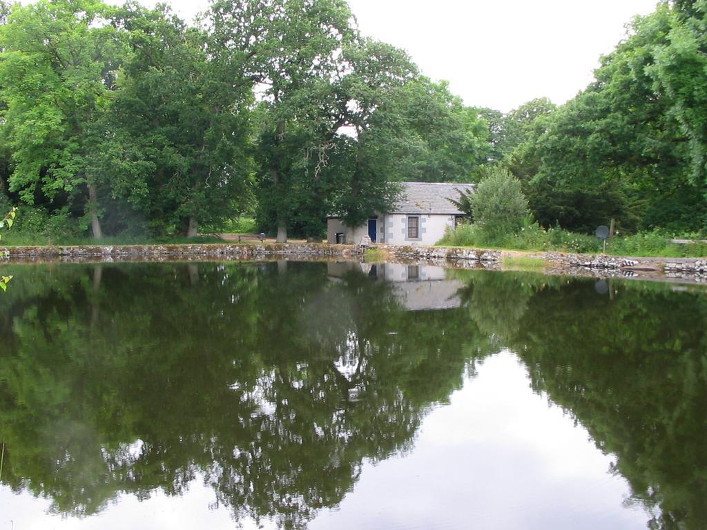 Pond Cottage Covington  Exterior photo